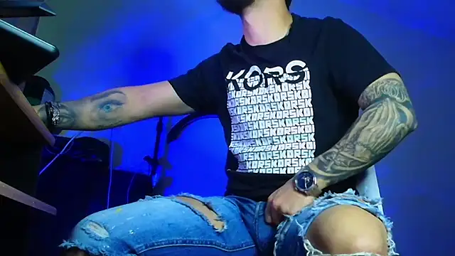 XanderCage99's Live XXX Chat