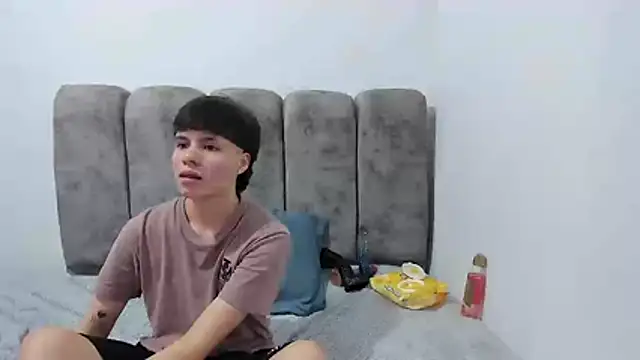 Bruno_Cruzz: απευθείας συνομιλία ΧΧΧ