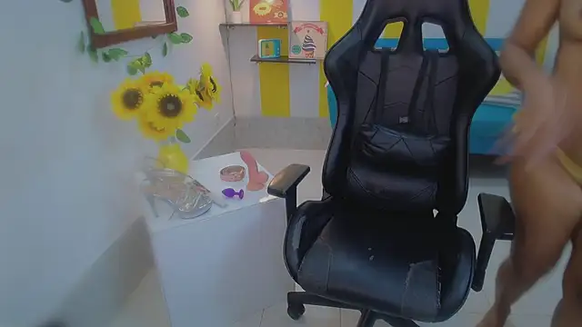 tanisha_curly_: απευθείας συνομιλία ΧΧΧ