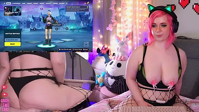 Chat XXX en directo de Angel-Lewd-Cake