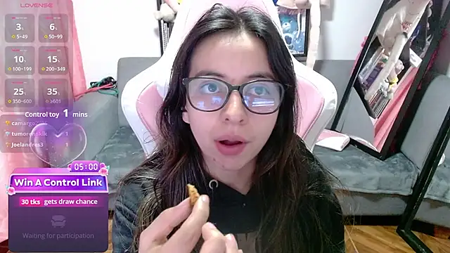 دردشة Maggie_Fox3 الجنسية المباشرة