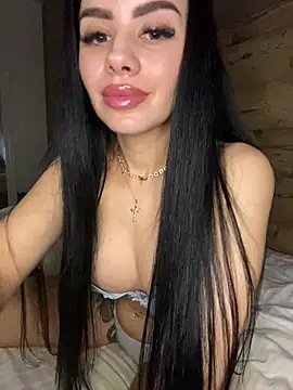 Chat +18 de Ameliablack_1 ao vivo