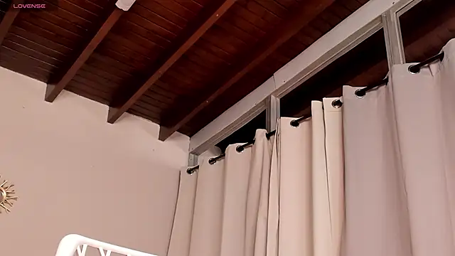 Онлайн чат XXX Angelcumm_