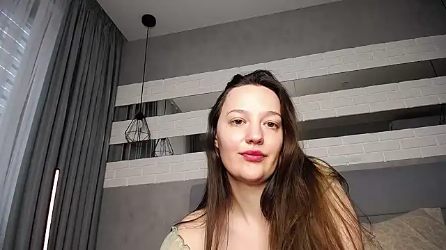 Show modela AliannaKiss na web-kameri