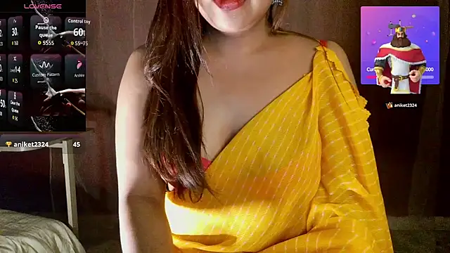 AadhiraNayra Show in webcam