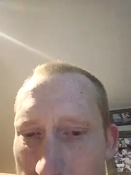 Lovemcurvy69 Show in webcam