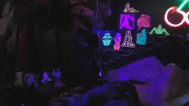 Chat +18 de DaddyAndSplashQueen ao vivo