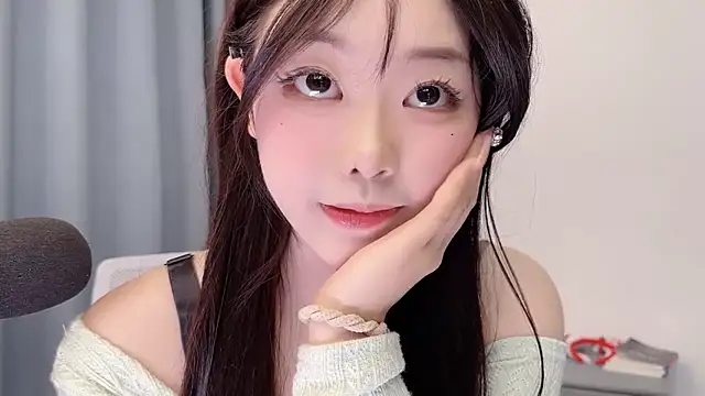 smalldaisy: онлайн-секс-чат