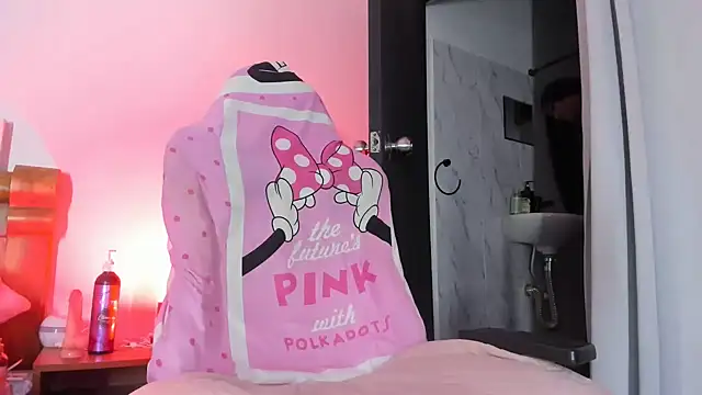 PIA_GREAT Adlı Modelin Canlı XXX Sohbeti