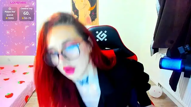 your_tora Adlı Modelin Canlı XXX Sohbeti