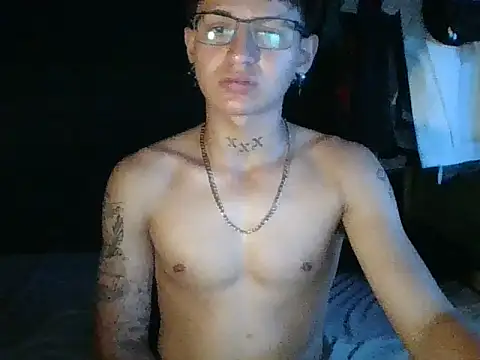 Ebebyjuan webcam show