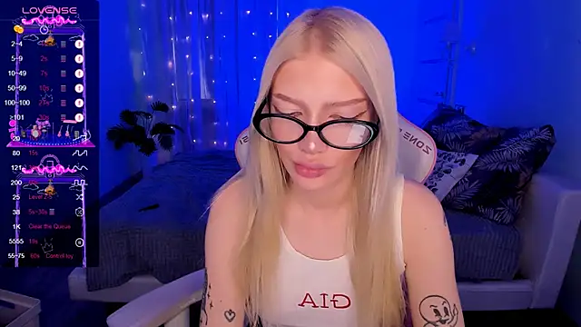 Chat +18 de AnyaTaylor_ ao vivo