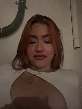 Chat +18 de Saory____ ao vivo