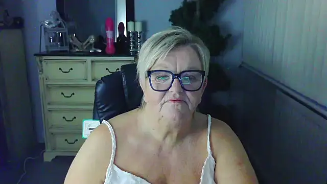 BridgetBlueEyesn Live XXX chat