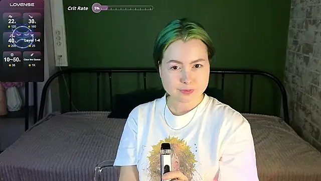 AnitaMeyer: онлайн-секс-чат