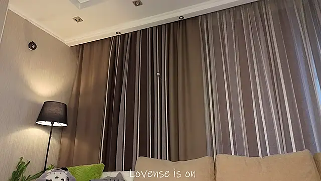 Živý XXX chat LurleneRamo