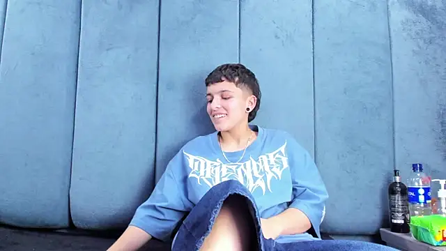 Megan_Thompson_ Chat XXX live