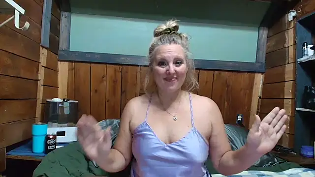 Chat +18 de lisaxlovexxx ao vivo