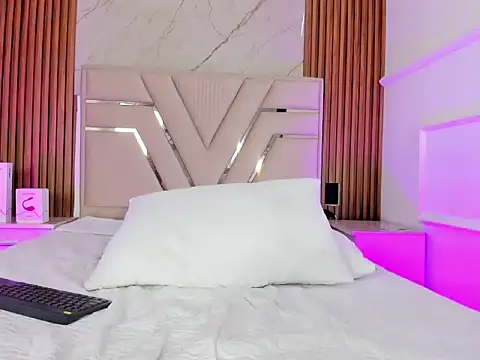 Abbyevaans Adlı Modelin Canlı XXX Sohbeti