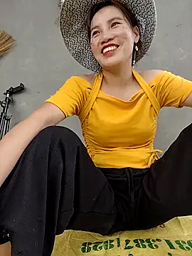 Ruby_Lucy Show Webcam