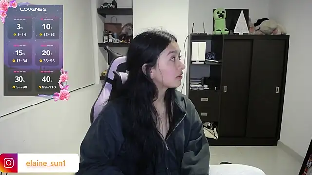 Chat +18 de elaine_sun1 ao vivo