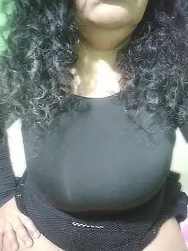 Amarantha25's Live XXX Chat