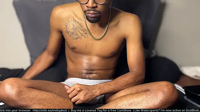 MobyDxck webkamerás műsora