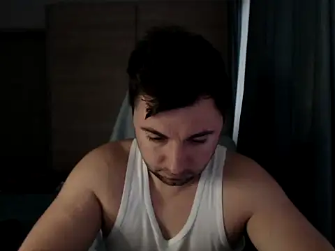 HankMalone Chat XXX live