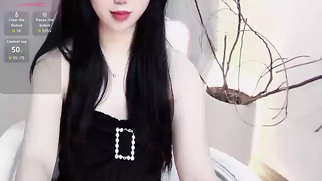 Sweet-Shuna's Live XXX Chat