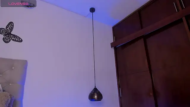 Rosse_Alice_ Live XXX-Chat