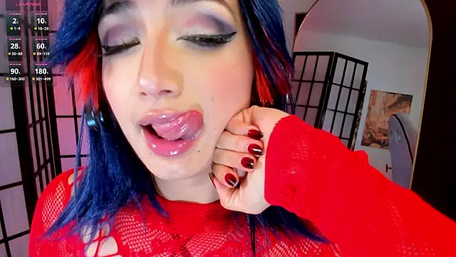 Redlu_1's Live XXX Chat