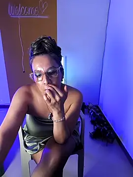 Chat +18 de Rubi424 ao vivo