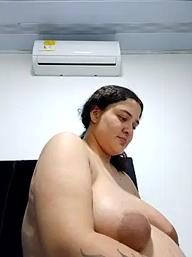 Онлайн чат XXX Liancy