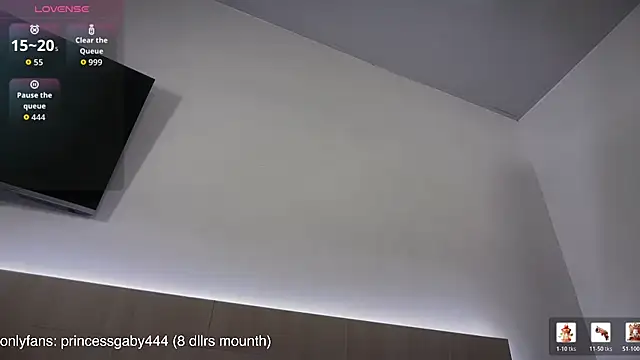 Chat XXX en directo de 4444ngel