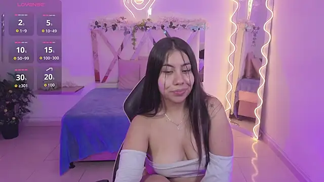 Chat XXX Live ZURY_TAY