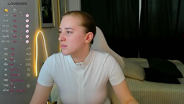 Chat +18 de AnnaGrees ao vivo