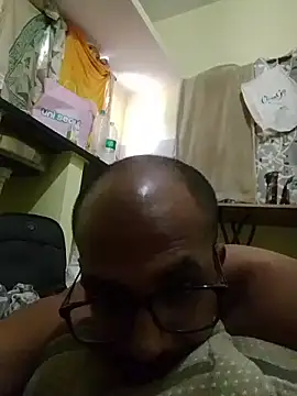 Вебкам-шоу horny_techie