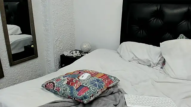 WandaRosse: онлайн-секс-чат