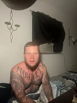 XXX chat uživo modela tattedpipeliner