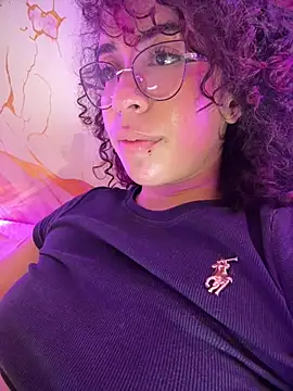 Chat +18 de Woo_isDaphne ao vivo