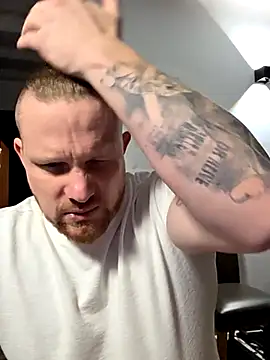 kylie_blck Adlı Modelin Canlı XXX Sohbeti