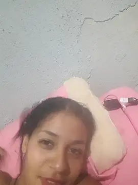 Beatriz2211のライブXXXチャット