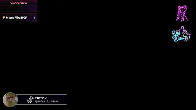 Chat XXX en directo de Kitty_Rose_CS