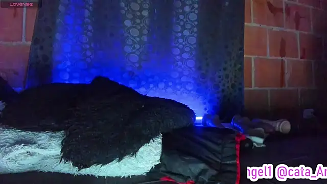 Cata-angel Chat XXX in diretta
