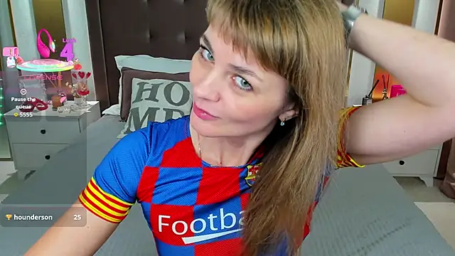 annasimonsj Adlı Modelin Canlı XXX Sohbeti