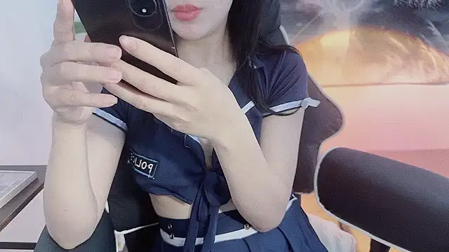 Bino119 Chat XXX live