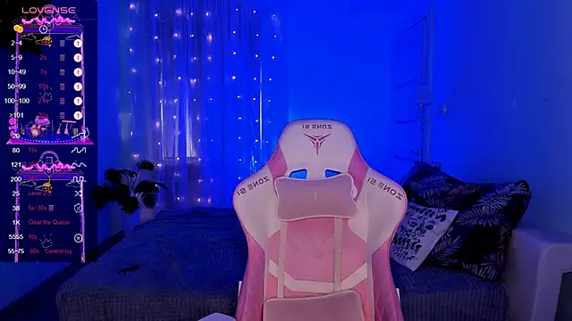 AnyaTaylor_ Live XXX-Chat