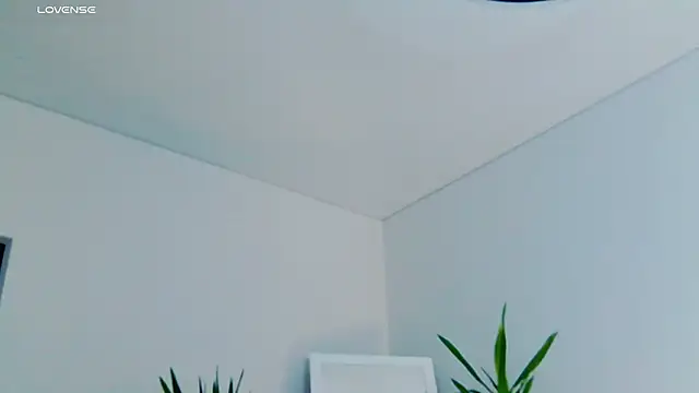 Sembang XXX Secara Langsung Miss_Magic_Eyes_