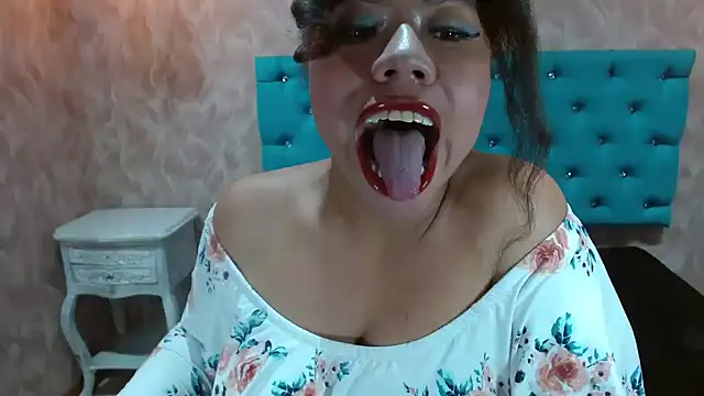 KeniaLovex Live XXX-Chat