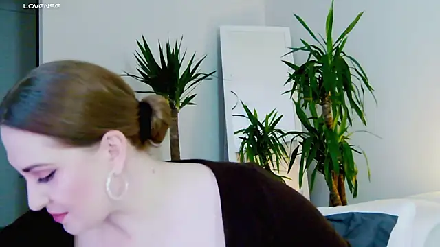 Miss_Magic_Eyes_'s Webcam Show